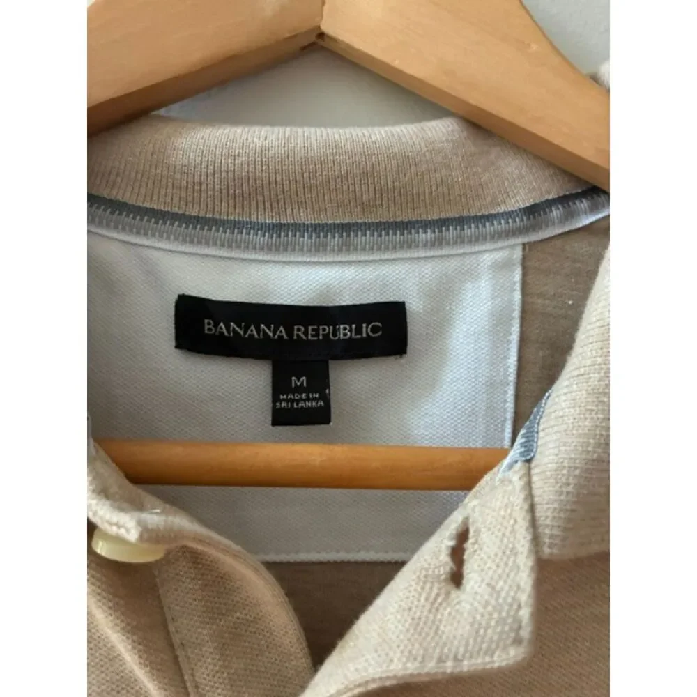 Banana Republic Polo Shirt | Men's Medium | Beige Performance Polo | EUC
